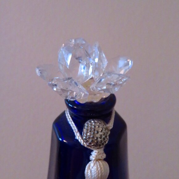 Vintage/Antique Perfume Scent Bottle W/Tassel & Stem cobalt blue crystal flower - Picture 5 of 8